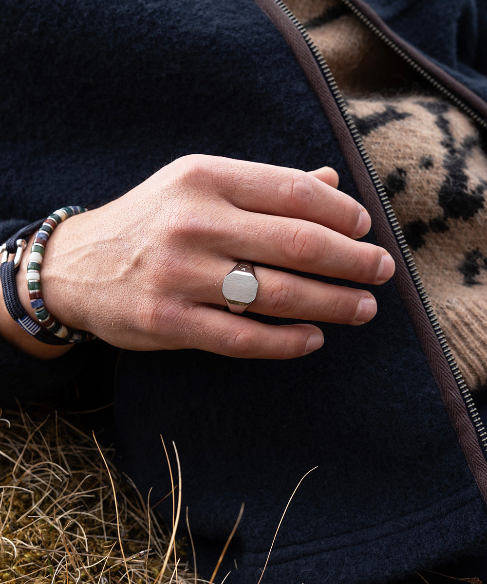 Signet Ring 16mm Classic Silver | Silver – Pig & Hen