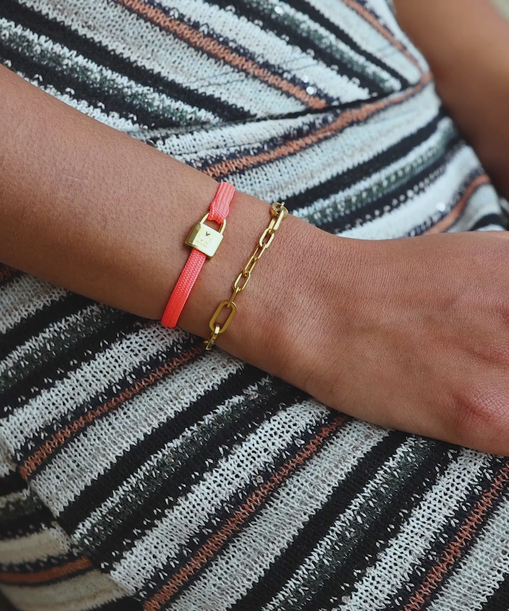 Billy Neon Pink & Julie Gold Set